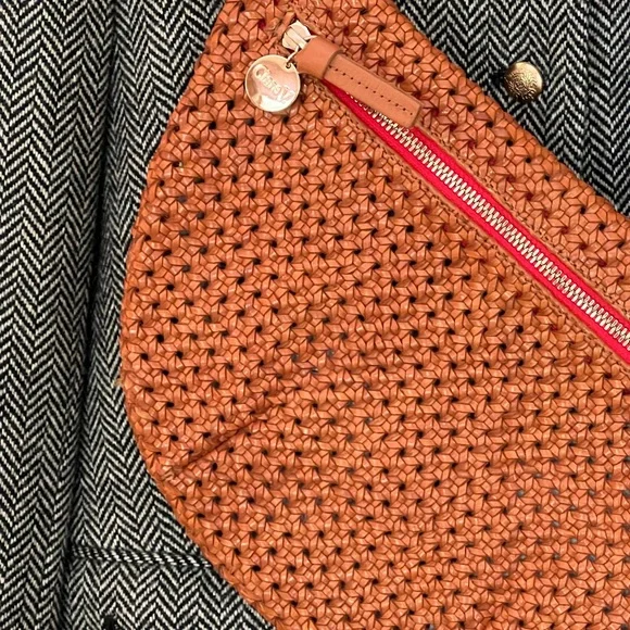 CLARE V | Grande Fanny - Picture 7 of 9